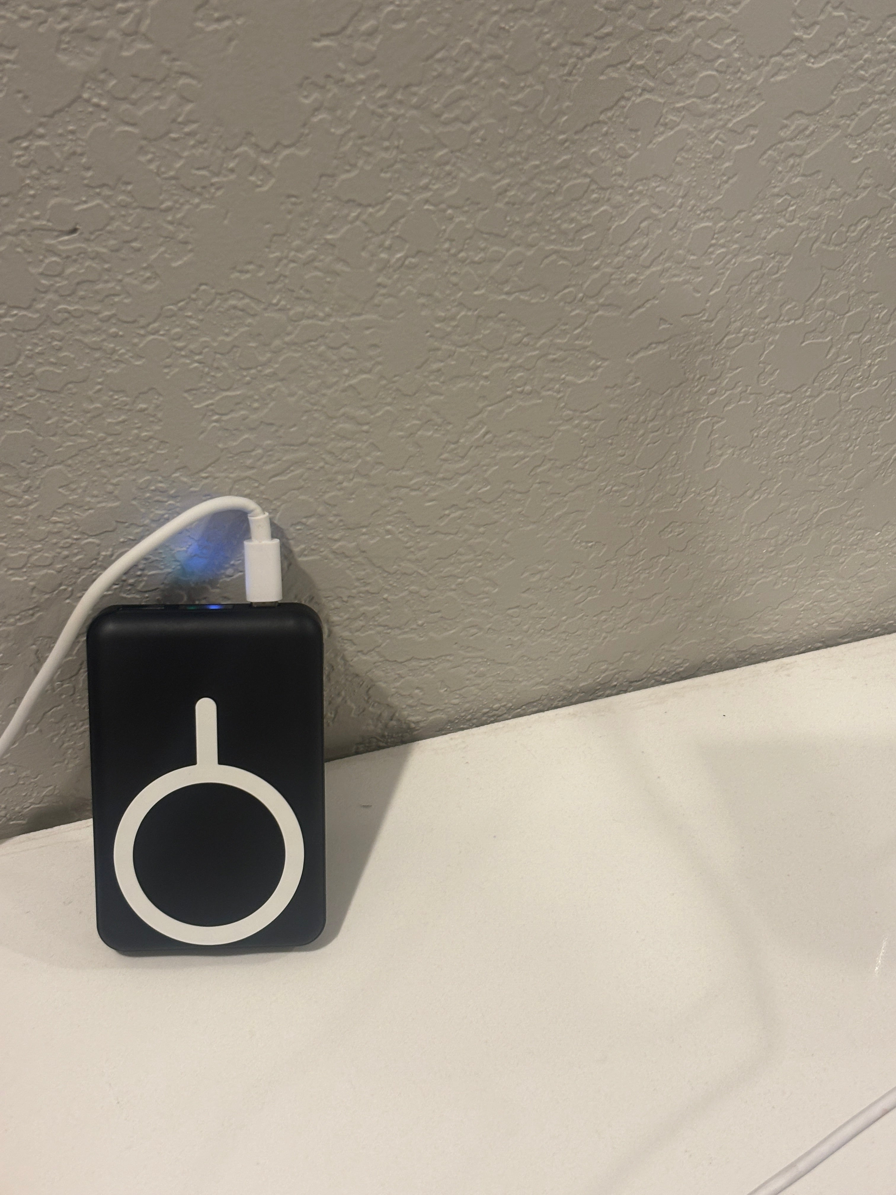 IPhone Charging Battery Bank